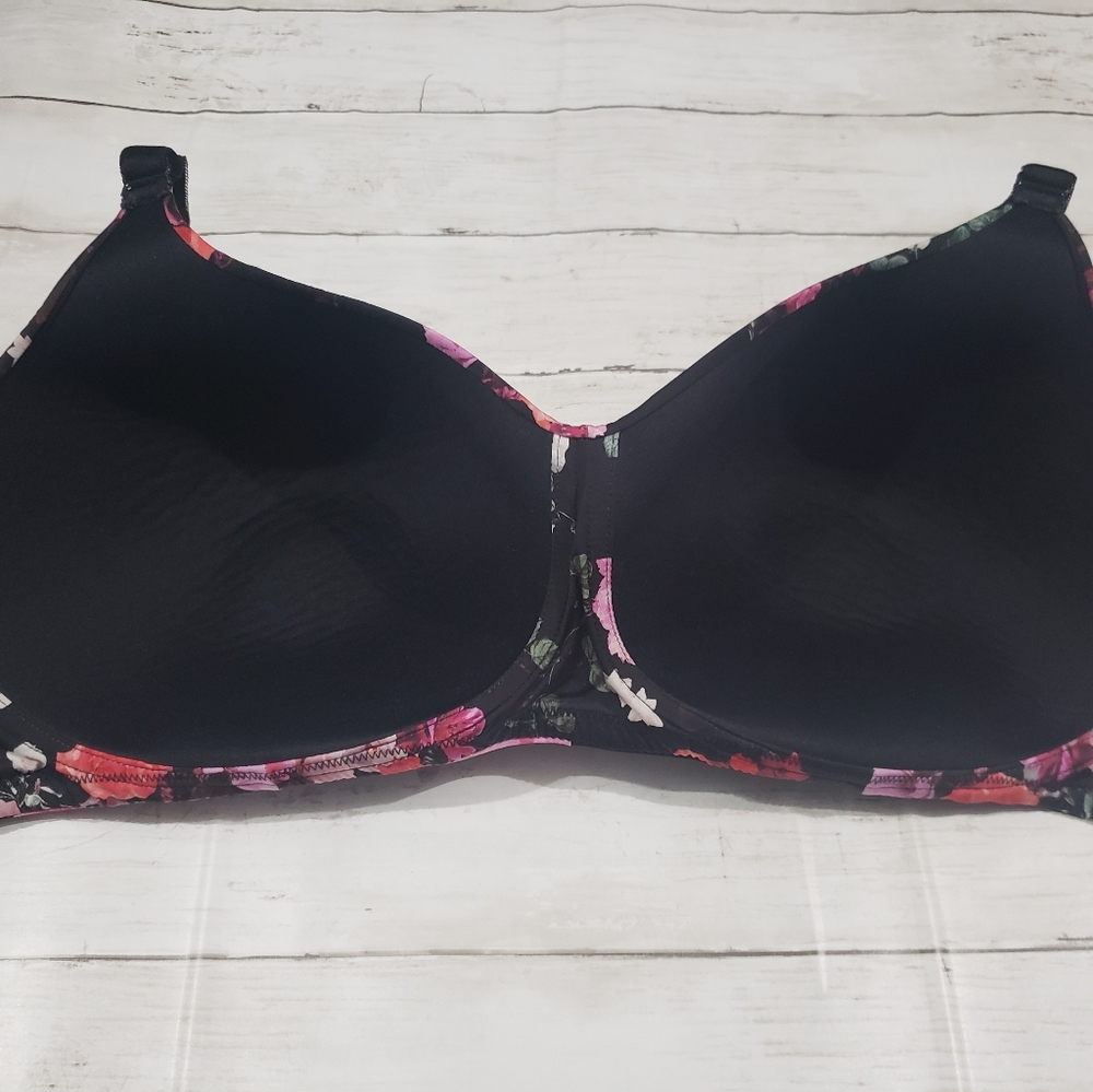 Sold - Picture 3 of 8